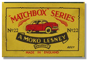 C:\Users\Patrice\Documents\Pictures\Images\Matchbox Images\Matchbox\VintageLesneyOnTheWeb\NewVintageLesneyOnline2006\images\22A-B2BoxThreePillars.jpg